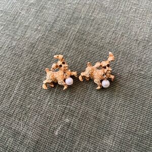 Gold Dog Pearl Brooches